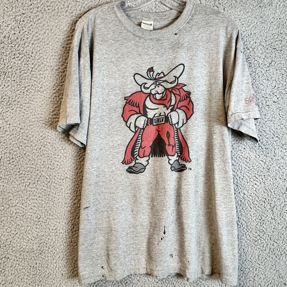 Vintage UNLV Runnin' Rebels T-Shirt Mens Large 2004 Corporate Challenge